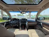 Toyota Land Cruiser VX-R 2013